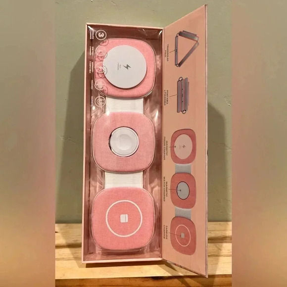 3 IN 1 WIRELESS CHARGING STATION BY XO POPPY. WIRELESS. PHONE, WATCH, EARBUDS!! - Picture 7 of 16